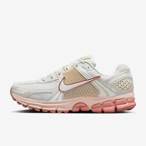 Size 12W - Nike Air Zoom Vomero 5 Particle Beige Terra Blush W - Brand new NB